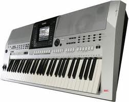 Orgão Yamaha PSR 900 