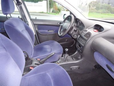 VOLKSWAGEN GOLF IV TDI COMFORT 