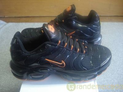 Sapatilhas Nike TN - Black / Orange (40€) PORTS GRÁTIS