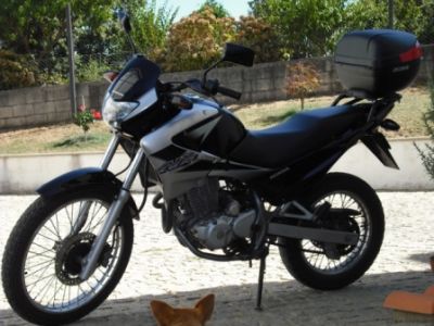 Vendo HONDA NX4 de 12/2006 com 7000km por 2750€