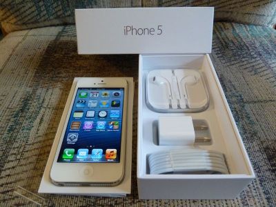 Nova vender o  da Apple iPhone 5 16GB, 32GB e 64GB