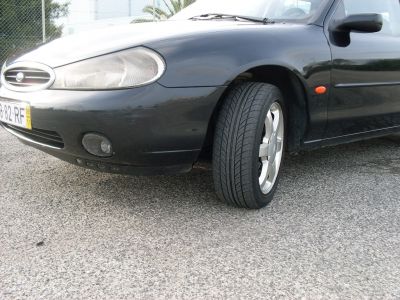 Ford Mondeo SW 1.8TD