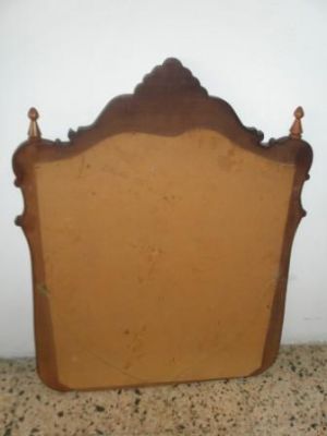 Espelho de Pendurar em Madeira de Mogno