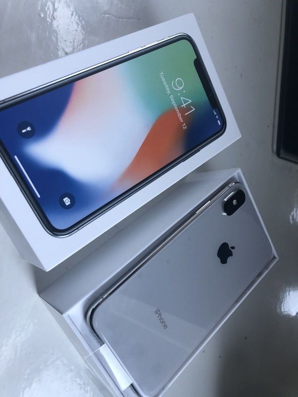 Apple iPhone X 64gb €445 iPhone X 256gb €500 iPhone 8 Plus €400 iPhone 7 €300