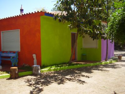 Alugo casa de férias com piscina e campo de ténis no Algarve