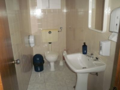 LOJA PARA VENDA/ CENTRO DE PORTIMÃO/ REF:1358