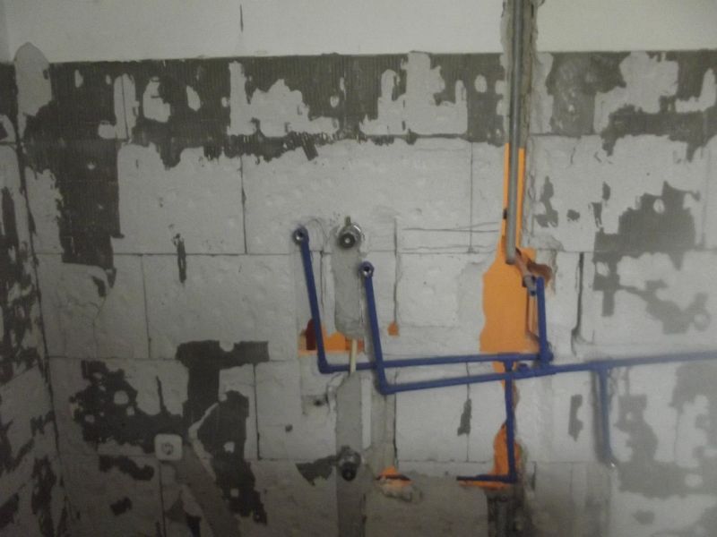 Telhados,Telheiros,Pergulas,Caixilharias,Isolamentos,Impermeabilização,Tectos e Divisórias,Pinturas 