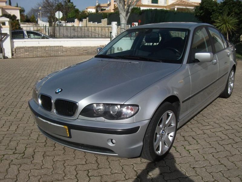 BMW  320 D