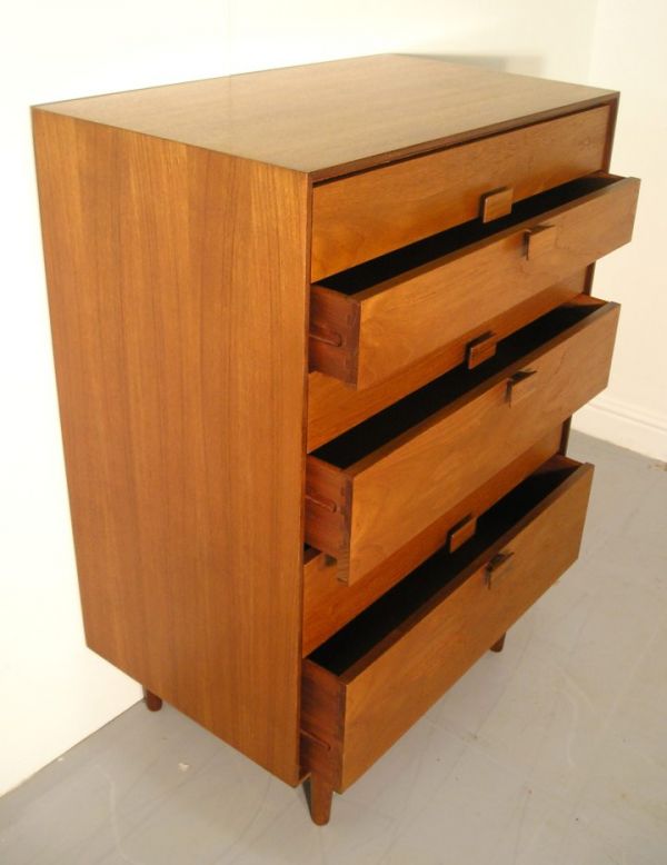 Camiseiro Ib Kofod Larsen