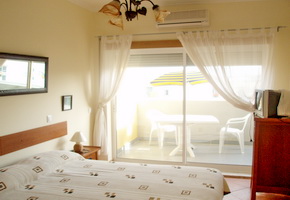 T1 com piscinas. Bom preço 19 Julho ao 2 Agosto  Meia Praia- Lagos –Algarve