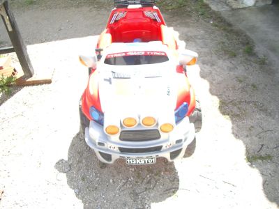 Carro eléctrico para criança