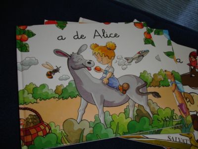 Livros da Salvat p crianças