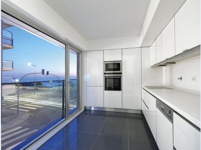 T4+1 Novo - Avenida Brasil - 1ª Linha de mar