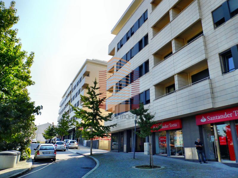 [1354F] Moderno T2 Mafamude – Ginasio, Banho turco, Aproveite