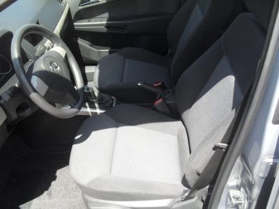 opel astra caravan 1.3