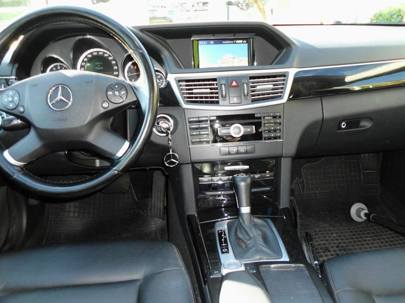 Mercedes-Benz Classe E 220 CDI BlueEfficiency Avantgarde