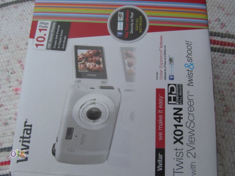 Vendo Maquina Fotográfica Digital Vivitar ainda esta dentro da caixa