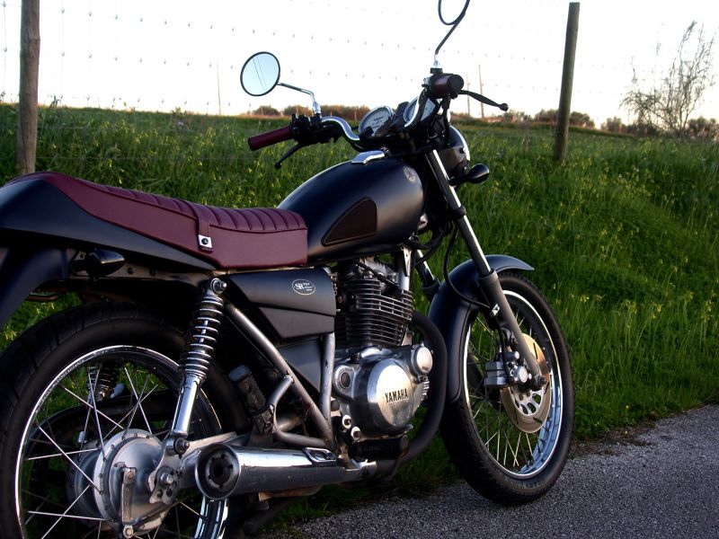 Yamaha sr250