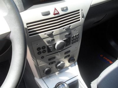 opel astra caravan 1.3