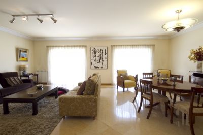 Fabulosa moradia no Condomínio do Murtal