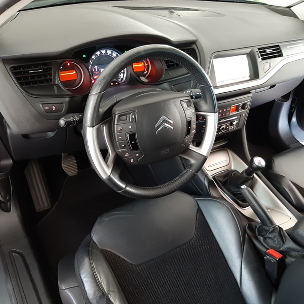 Citroên C5 Tourer VTR+ 1.6 HDI 110 CV