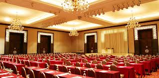 Sun Cafe restaurante precisa urgentemente de trabalhadores para vir e trabalhar aqui nos EUA garçone