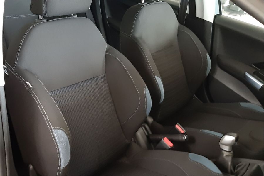 Peugeot 208 Allure 1.6 E-HDI 92 CV