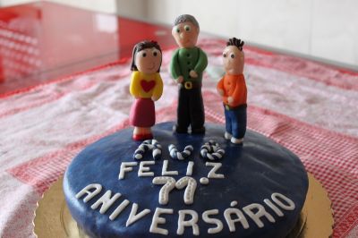 Bolos decorados e todo o tipo de doces