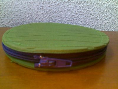 PORTA-MOEDAS coloridos - 4€ / BOLSA TELEMÓVEL - 9,5€