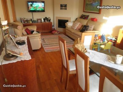 T2 Cond.Fechado,S.Mamede-Matosinho P.Verde Permuta 