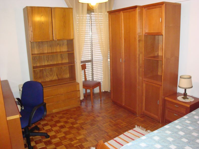 Aluga-se Quartos a Rapazes com Despesas Incluidas