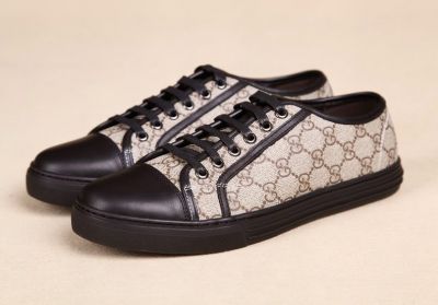 30 € só para lacoste, DC, Gucci, D & G sapatos