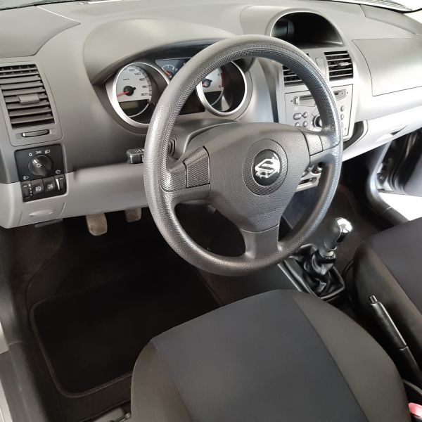 Suzuki Ignis Prestige 1.3 DDIS 16V