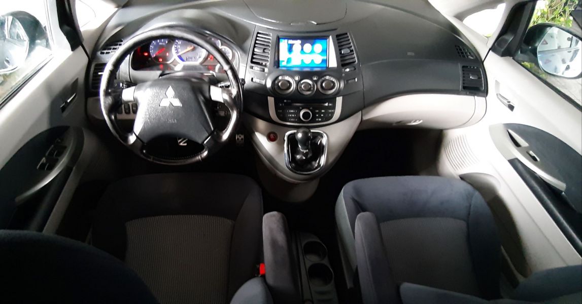 Mitsubishi Grandis Insport 2.0 Di-D 140 CV