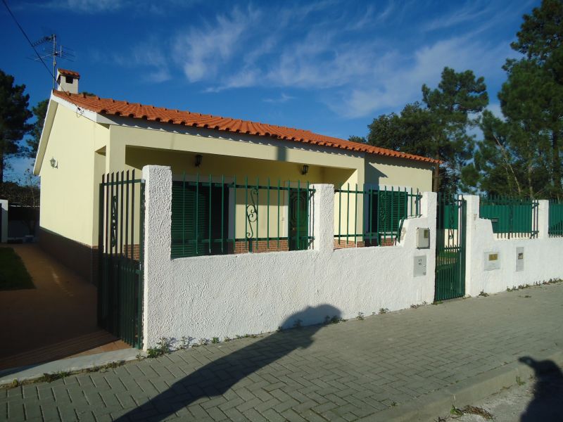 AZEITAO, Moradia 3ass em lote 360m2