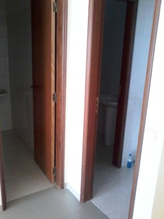 Arrenda Loja 170 m2 - Castelo Branco 