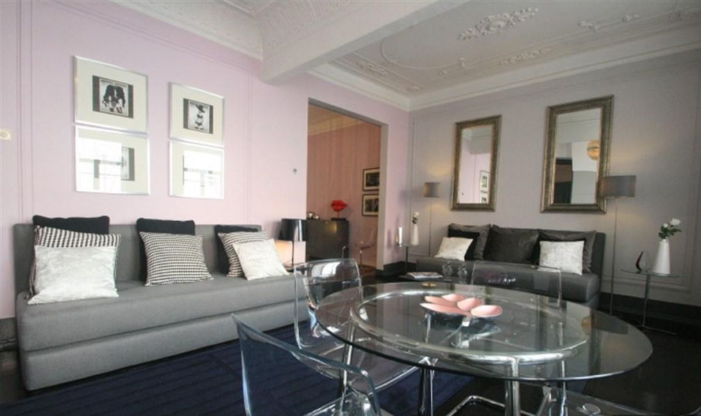 Elegance apartamento perto da praça Marquês de Pombal