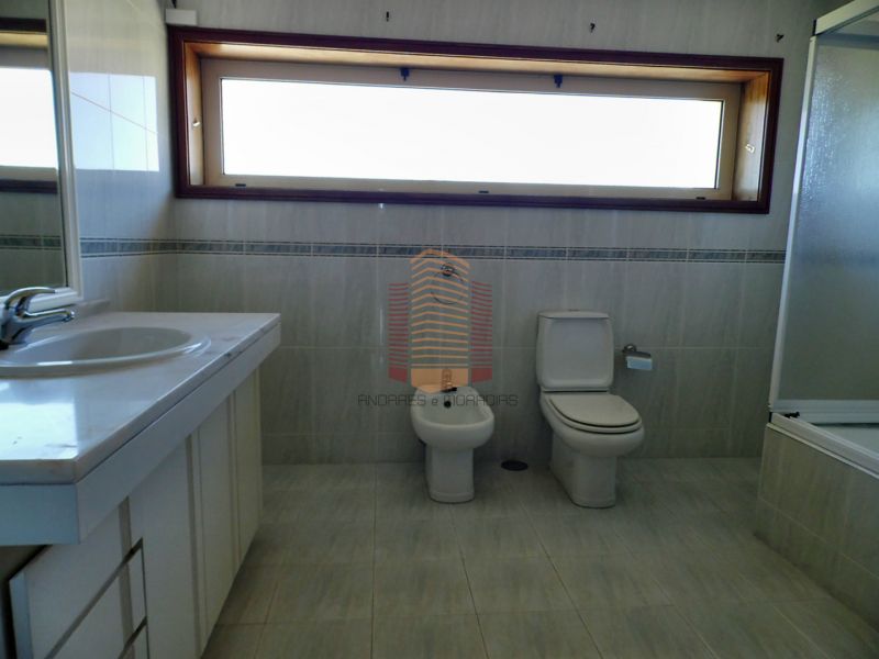 [6865] T2 boas áreas, garagem, 100% Financiado