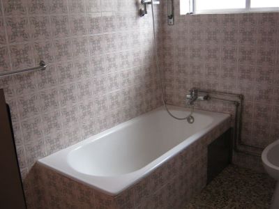 meia moradia bem situada