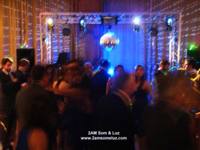 Aluguer de equipamento profissional de som, iluminação, e video