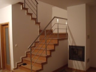 Escadas Interior Exterior Varanda Portões Gradeamentos Vidro Inox 