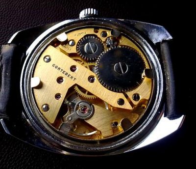 RELOGIO CORTEBERT 17 RUBIS A CORDA  NOVO