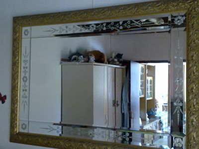 Vendo Espelho Tipo Vdeneza Com 25 Anos