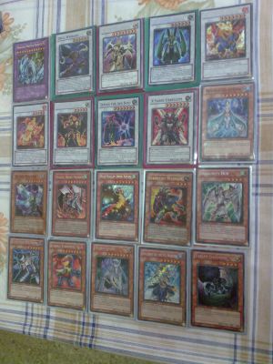 Vendo cartas yu-gi-oh todas verdadeiras