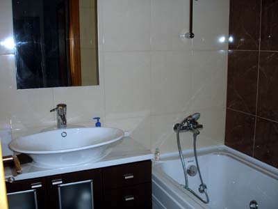 ALUGA-SE APARTAMENTO T3...35€ dia