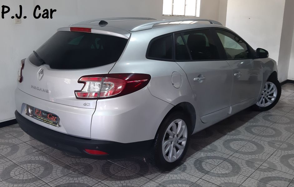 Renault Megane Sport Tourer Limited 1.5 DCI 110 CV (88.000 KMS)