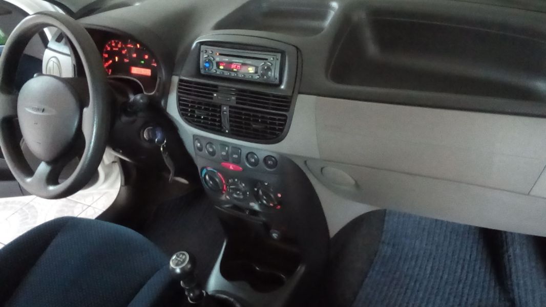 Fiat Punto II Emotion 1.2 16V 80 CV