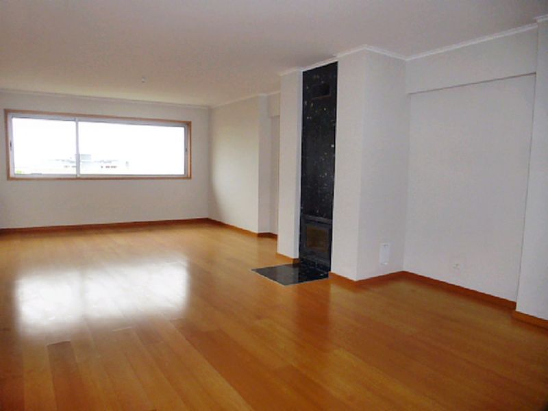 [6912] Grande T3 com vistas para o Porto