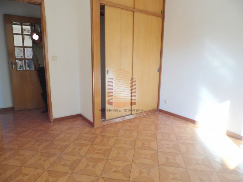 [1166F] T3 c/ 105m2 baratíssimo.