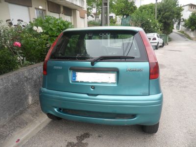 Fiat Punto vende-se